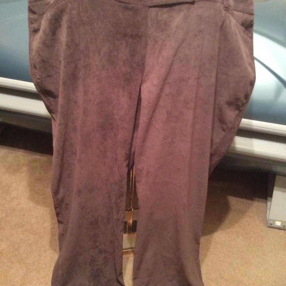 New Directions size 22W Brown Cords